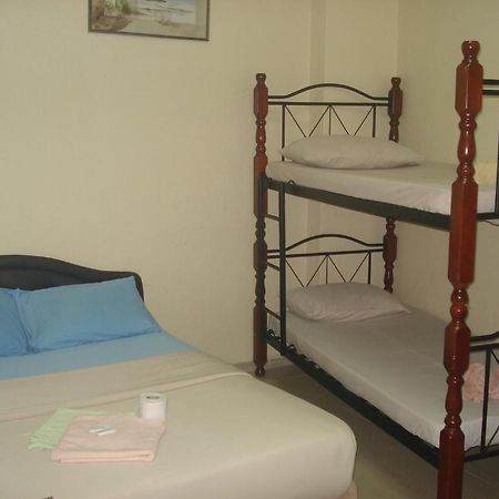 Casavilla Travellers Lodge Kuala Lumpur Quarto foto